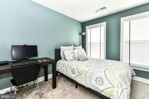 9607 Stockwell Ln, Fairfax, VA 22031 - Photo 11