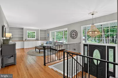 5024 Portsmouth Road, Fairfax, VA 22032 - Photo 3