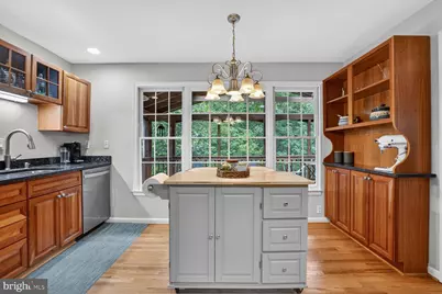 5024 Portsmouth Road, Fairfax, VA 22032 - Photo 11