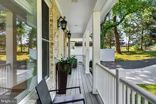 3925 Ashwood Pl, Falls Church, VA 22041 - Photo 7