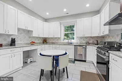 3925 Ashwood Place, Falls Church, VA 22041 - Photo 19