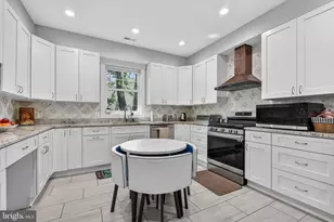 3925 Ashwood Pl, Falls Church, VA 22041 - Photo 17