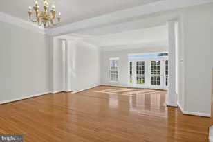 13642 Flying Squirrel Dr, Herndon, VA 20171 - Photo 3