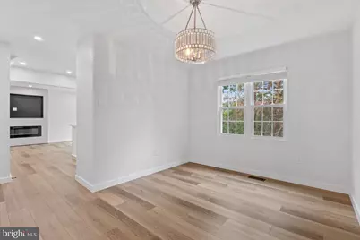 6139 Franconia Station Lane, Alexandria, VA 22310 - Photo 7
