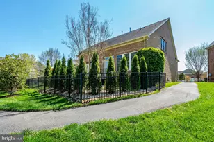 3961 Woodberry Meadow Dr, Fairfax, VA 22033 - Photo 97