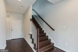 4484 Lateleaf Trl, Fairfax, VA 22030 - Photo 3
