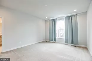 4484 Lateleaf Trl, Fairfax, VA 22030 - Photo 21
