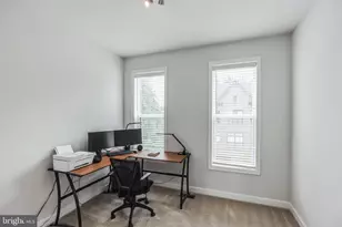 4484 Lateleaf Trl, Fairfax, VA 22030 - Photo 27