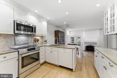 6659 Madison McLean Drive, McLean, VA 22101 - Photo 5