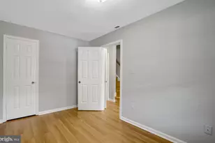 2122 Hutchison Grove Ct, Falls Church, VA 22043 - Photo 47