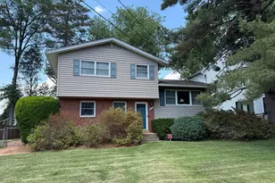 611 Tapawingo Rd SW, Vienna, VA 22180 - Photo 1
