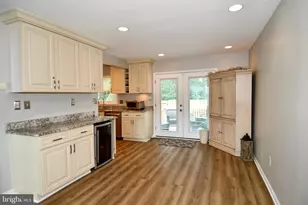 6531 Palisades Dr, Centreville, VA 20121 - Photo 11