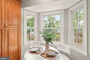 8906 Tailcoat Ct, Springfield, VA 22153 - Photo 25
