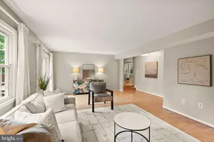 8906 Tailcoat Ct, Springfield, VA 22153 - Photo 35