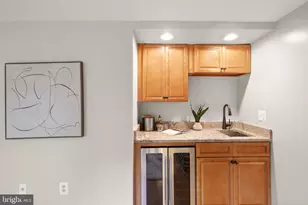 8906 Tailcoat Ct, Springfield, VA 22153 - Photo 31