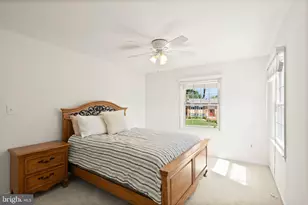 8906 Tailcoat Ct, Springfield, VA 22153 - Photo 49