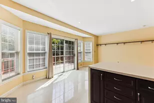 7445 Gillingham Row, Alexandria, VA 22315 - Photo 9