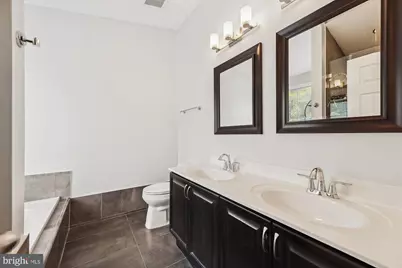 7445 Gillingham Row, Alexandria, VA 22315 - Photo 15