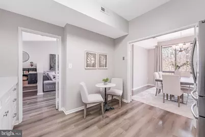 11564 Rolling Green Court #12/301B, Reston, VA 20191 - Photo 5