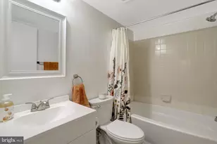 3375 Lakeside View Dr, Falls Church, VA 22041 - Photo 39