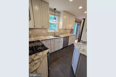 2911 Breezy Terrace, Alexandria, VA 22303 - Photo 13
