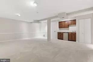 219 Apple Blossom Ct, Vienna, VA 22181 - Photo 39