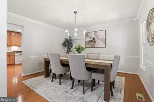 219 Apple Blossom Ct, Vienna, VA 22181 - Photo 7