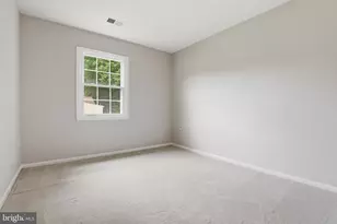 219 Apple Blossom Ct, Vienna, VA 22181 - Photo 35