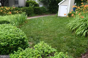 14380 Gringsby Ct, Centreville, VA 20120 - Photo 9