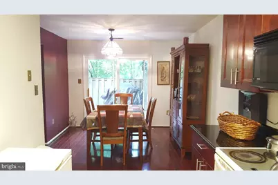 10699 Spring Oak Court, Burke, VA 22015 - Photo 7