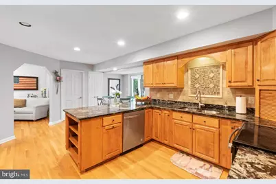 3125 Hannahs Pond Lane, Herndon, VA 20171 - Photo 9