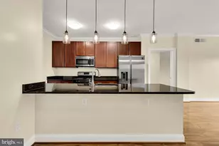 6301 Edsall Rd, Alexandria, VA 22312 - Photo 9