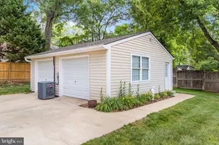 3123 Woodland Ln, Alexandria, VA 22309 - Photo 55