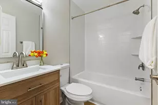 14841 Maidstone Ct, Centreville, VA 20120 - Photo 17