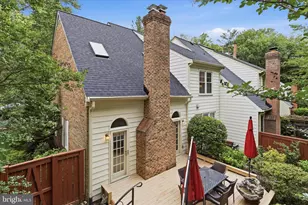 7257 McLean Commons Ln, McLean, VA 22101 - Photo 47