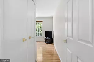 7257 McLean Commons Ln, McLean, VA 22101 - Photo 31