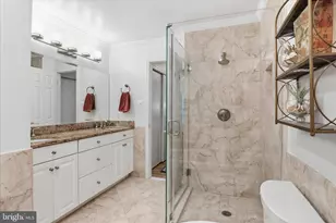 7257 McLean Commons Ln, McLean, VA 22101 - Photo 29