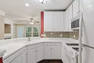 12753 Fair Crest Ct, Fairfax, VA 22033 - Photo 13