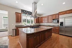 11693 Caris Glenne Dr, Herndon, VA 20170 - Photo 21