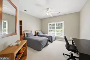 11693 Caris Glenne Dr, Herndon, VA 20170 - Photo 23