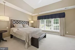 11693 Caris Glenne Dr, Herndon, VA 20170 - Photo 33