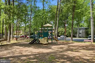 4335 Americana Dr, Annandale, VA 22003 - Photo 21