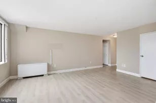 6631 Wakefield Dr, Alexandria, VA 22307 - Photo 3