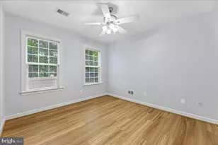 7880 Rolling Woods Ct, Springfield, VA 22152 - Photo 23