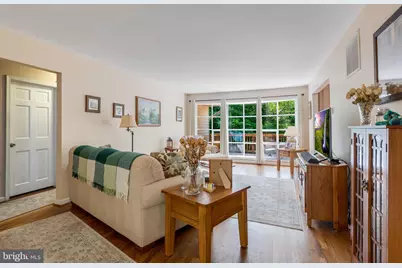 6006 Merryvale Court, Springfield, VA 22152 - Photo 5