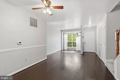 14128 Autumn Circle, Centreville, VA 20121 - Photo 5