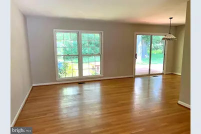 8523 Tysons Court, Vienna, VA 22182 - Photo 5