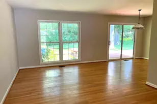 8523 Tysons Ct, Vienna, VA 22182 - Photo 5