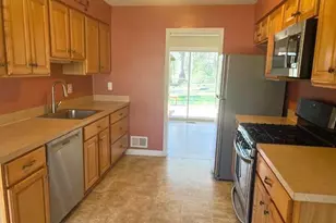 8523 Tysons Ct, Vienna, VA 22182 - Photo 9