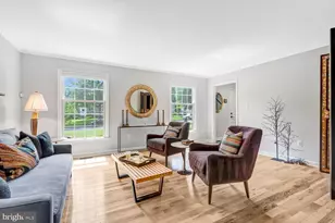 9336 Heather Glen Dr, Alexandria, VA 22309 - Photo 5